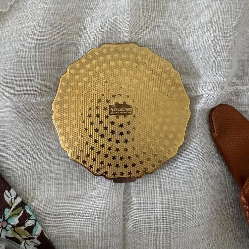 Vintage Stratton Powder Compact Mirror, Made In England, Ornate Maroon Enamel